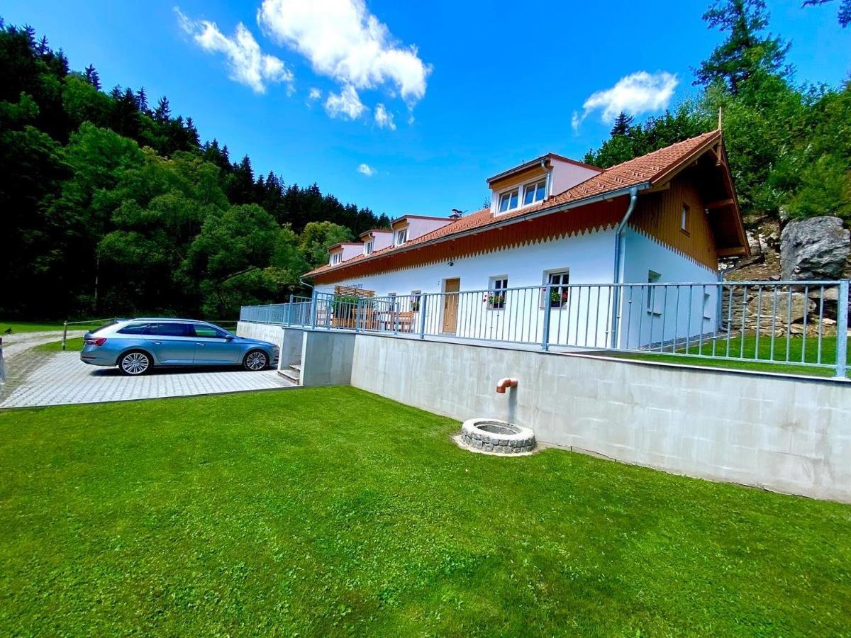 Apartmány Rosenberg - Lipno Rožmberk nad Vltavou Exterior foto